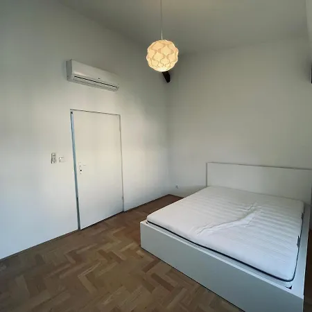 Cozy Place Centrum Kongresowe Ice Krakow Apartment *